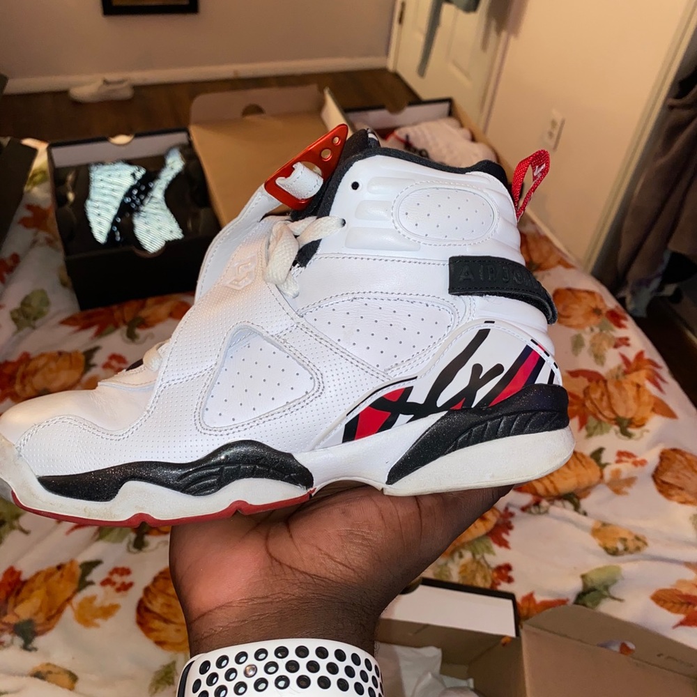 Jordan 8s - Picture 6 of 9